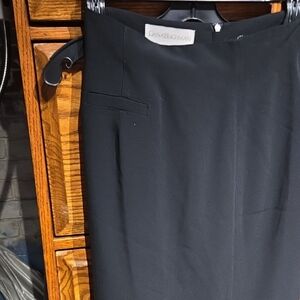 Dana Buchman Black Straight Pencil Skirt